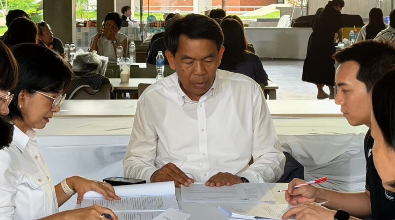 การประชุมคณะกรรมการฝ่ายประชาสัมพันธ์เสียงตามสาย เตรียมความพร้อมพิธีพระราชทานปริญญาบัตร ประจำปีการศึกษา 2568